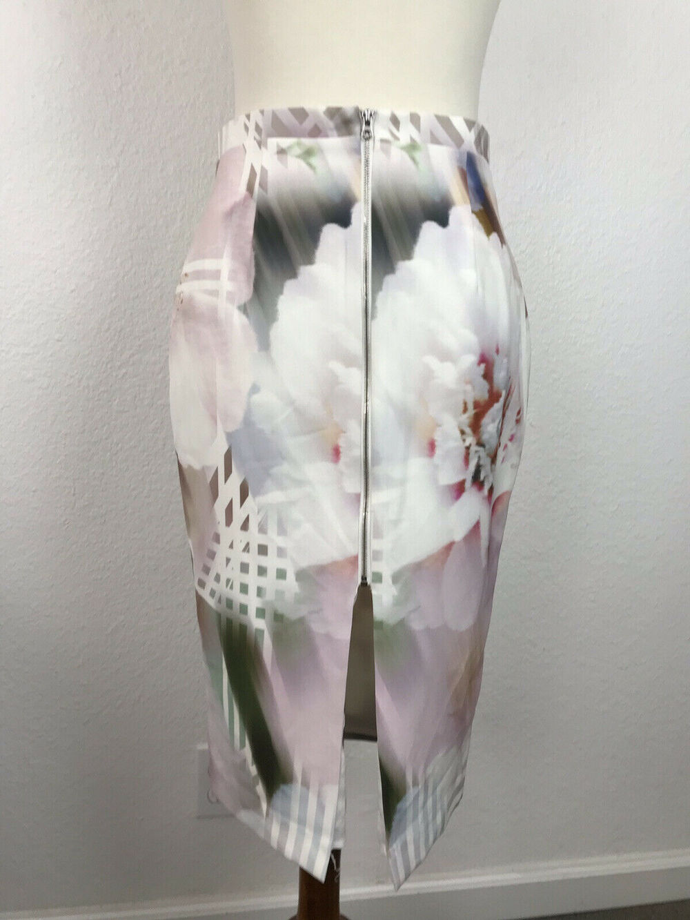 Ministry of Style Midi Pencil Skirt Pastel Floral Romance Ethereal Officewear